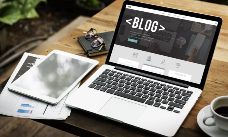 How Blogging Helps Businesses Grow Online
