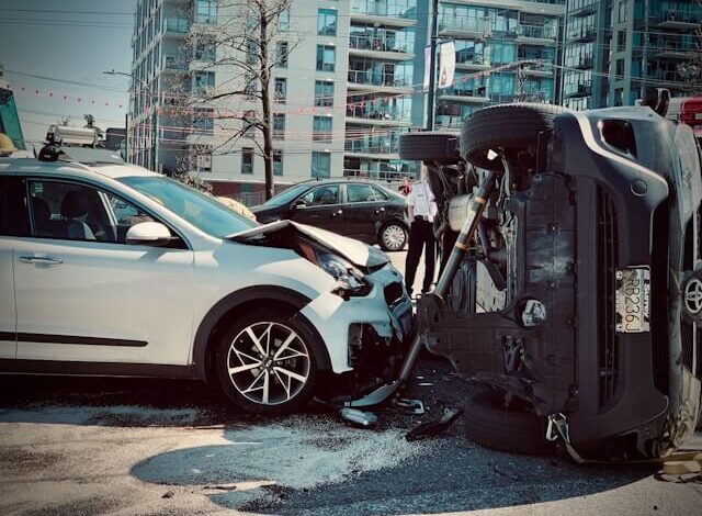 How Auto Accidents Lawyers Investigate and Prove Liability